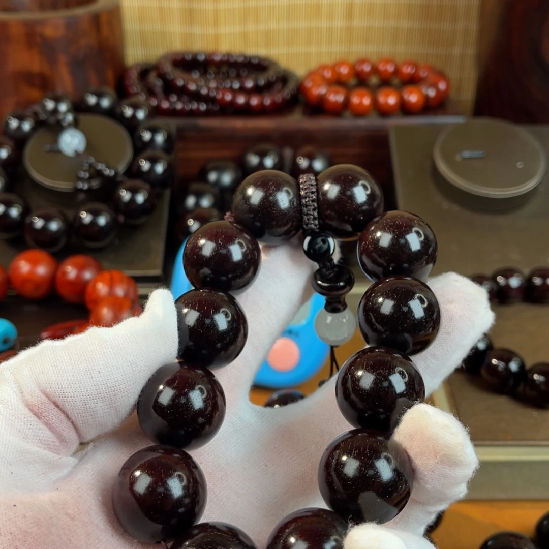 檀香紫檀（小叶紫檀）卖****。