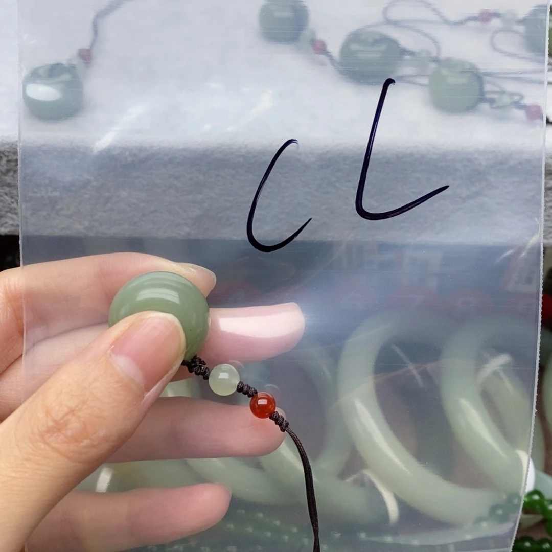 和田玉颈饰未镶嵌?*