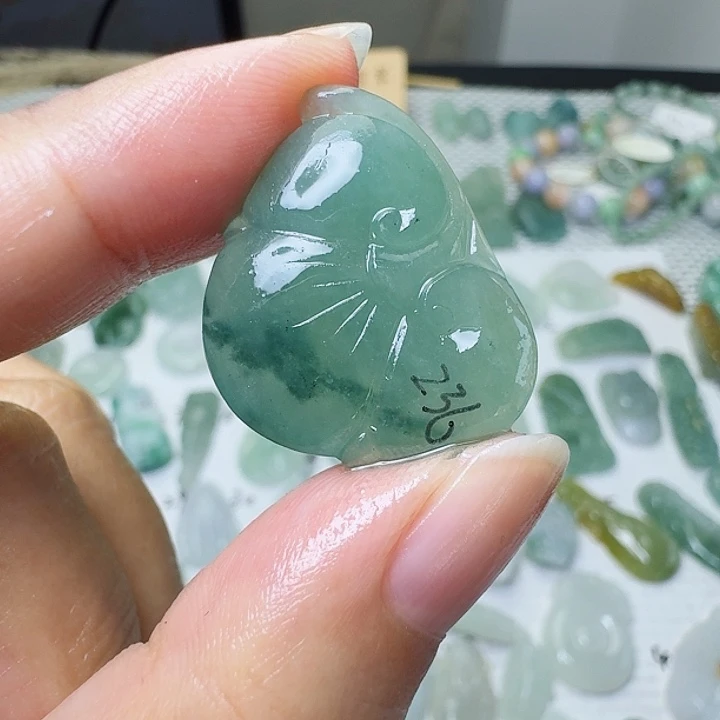 未镶嵌定制翡翠挂件
