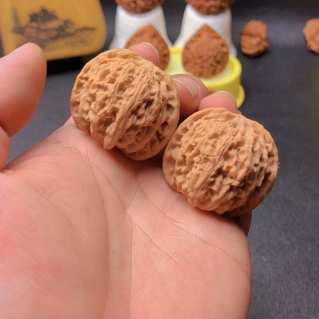 花***利把件文玩核桃苹果园