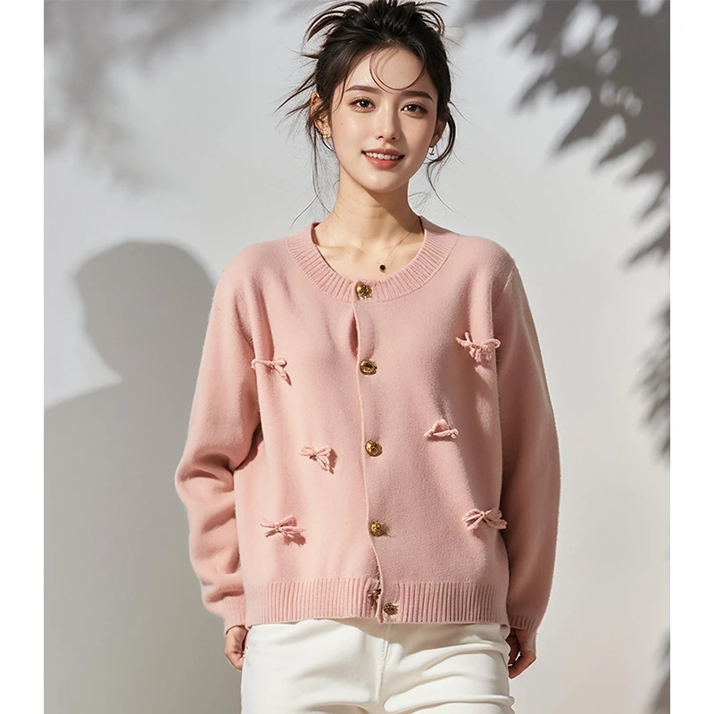 奢姿2025年春季新款大码女装甜美减龄针织衫胖妹妹蝴蝶结圆领上衣