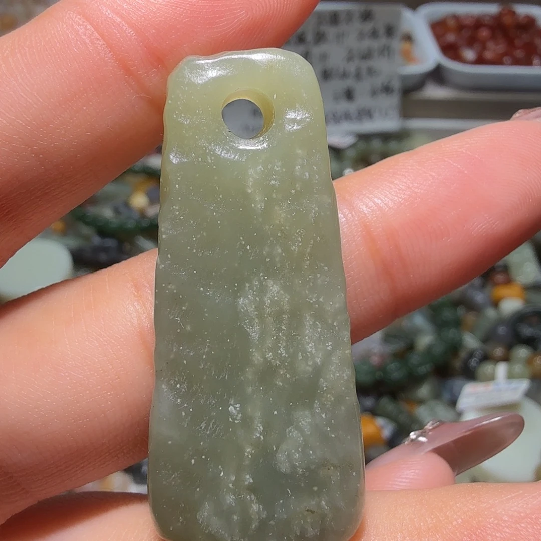 和田玉未镶嵌珠宝奇石