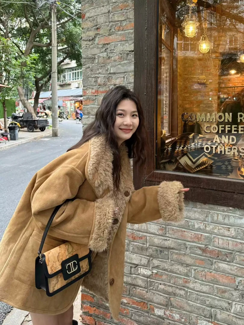 两面穿皮毛一体羊羔毛机车服秋冬宽松加厚麂皮毛毛外套