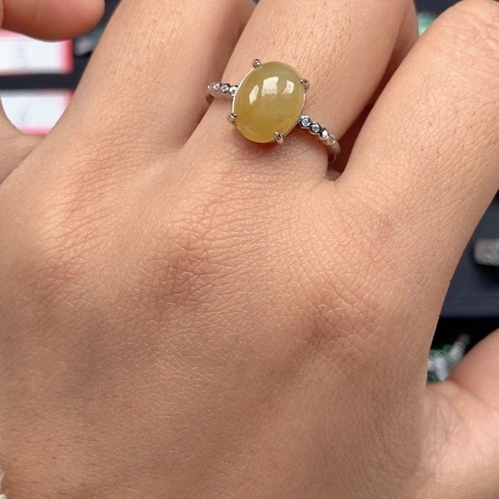 翡翠未镶嵌戒指戒指