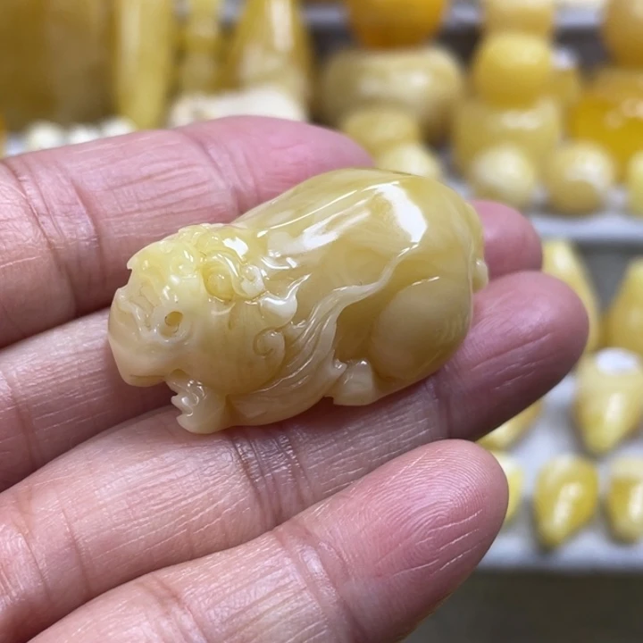 蜜蜡未镶嵌裸石1号