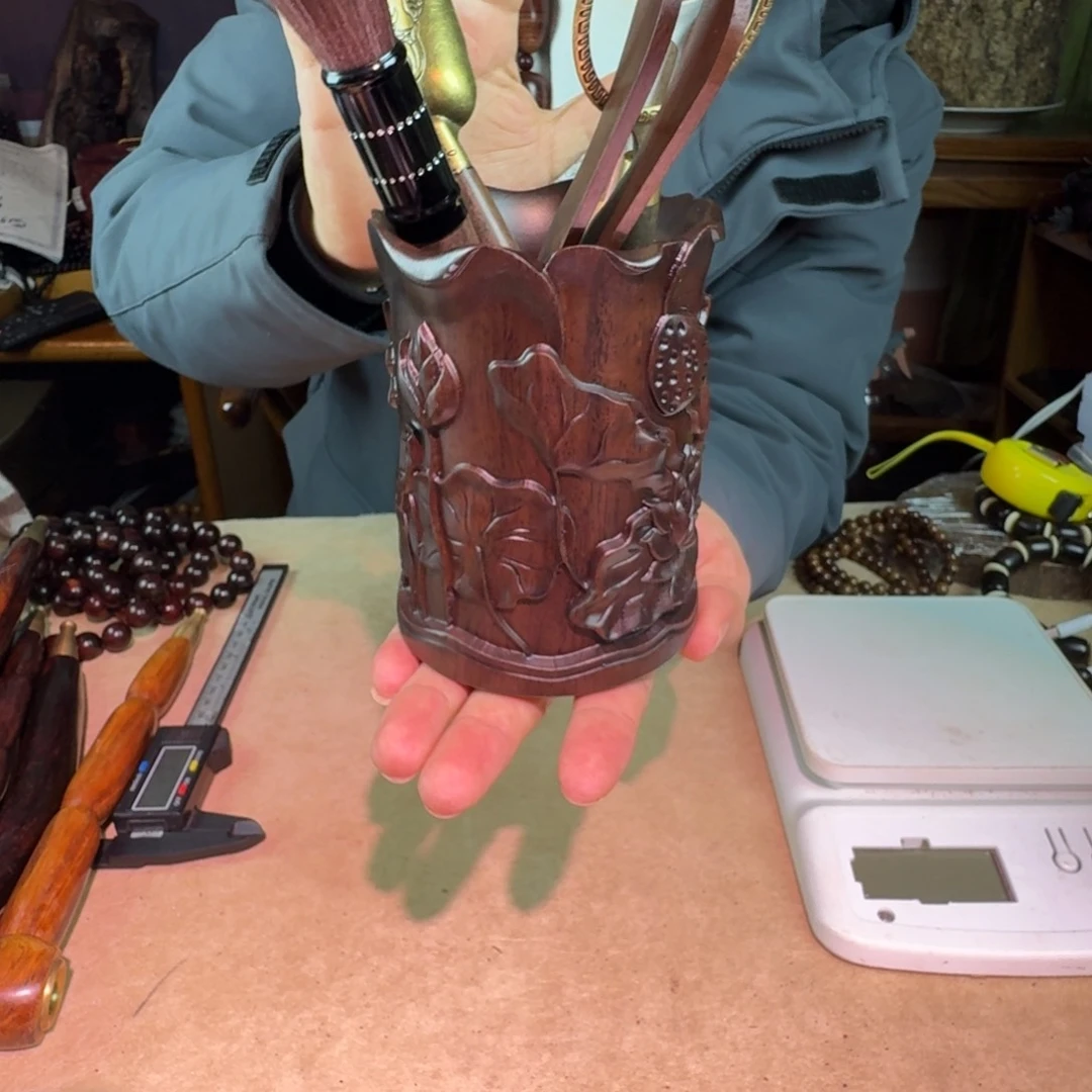 风车木（黑檀木）笔筒六件套