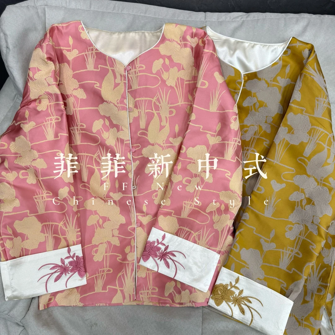 【甜桃织】国风新中式缎面提花袖口刺绣长袖宽松大码外套上衣