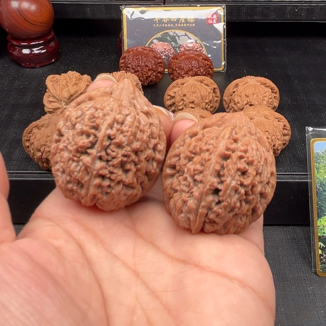 文玩核桃吊坠蒜头