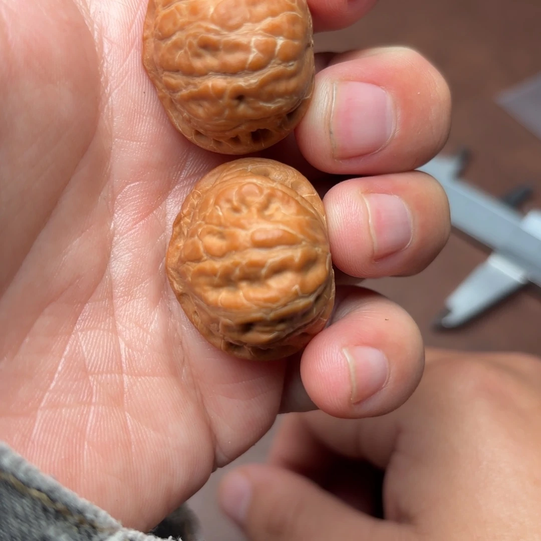 文玩核桃把件12000000