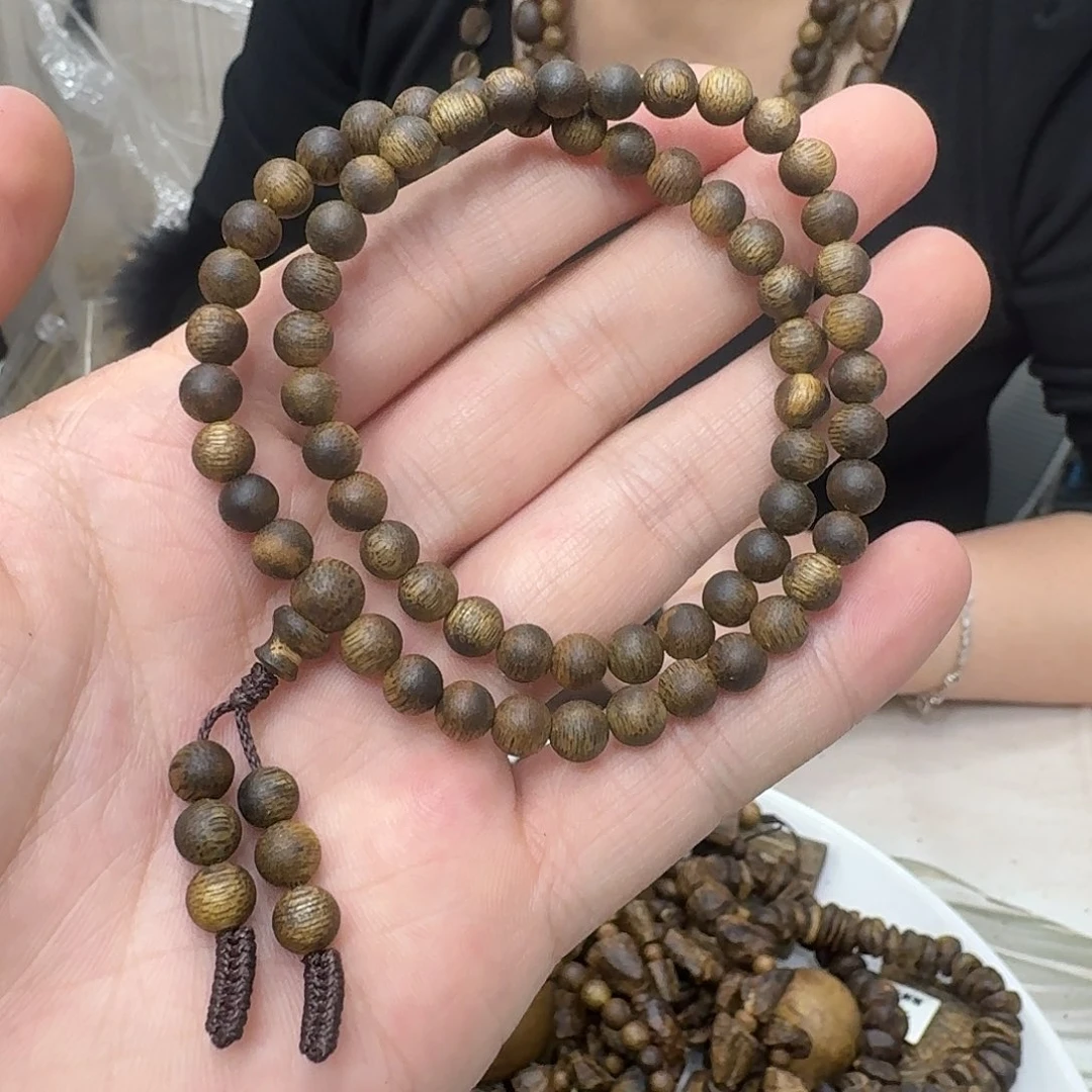 沉香碎屑沉香乌身老料 6m 多样性发一串