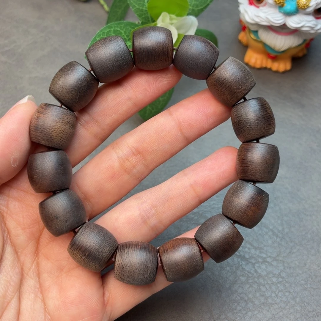 丸***子沉香碎屑沉香越南富森红土玉化沉水料1.4