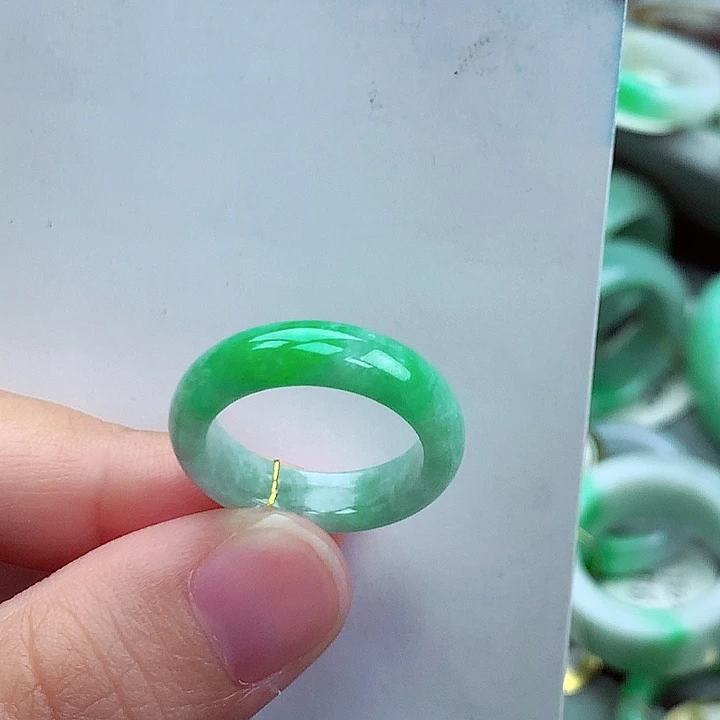 翡翠未镶嵌戒指16号