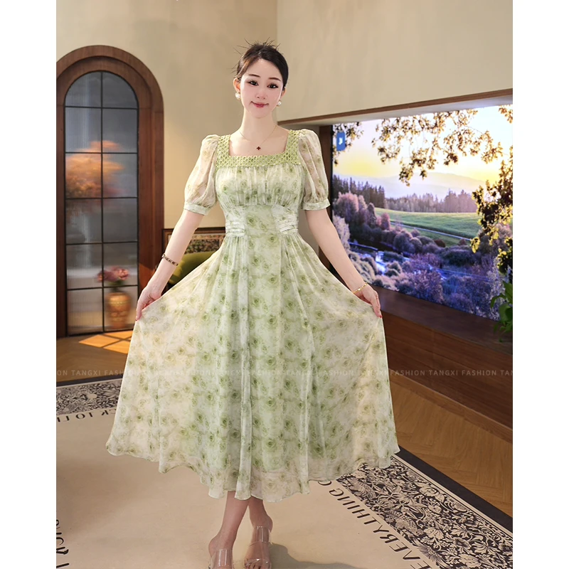 2025年夏季新款【7188】法式高级感气质显瘦绿色碎花方领连衣裙子女