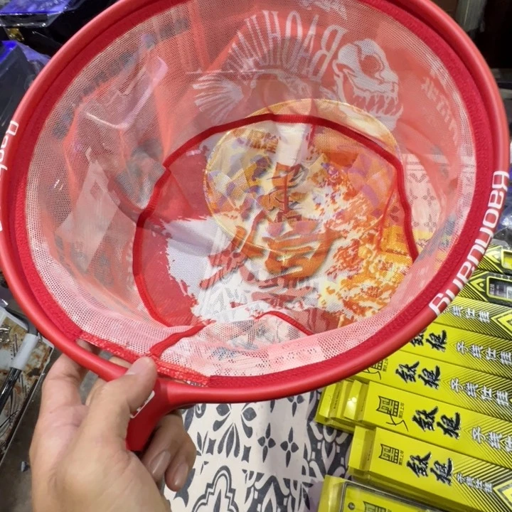 保煌鲫鱼红色抄网头一个，33厘米直径