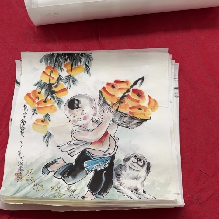 国画花鸟等图案为一体而