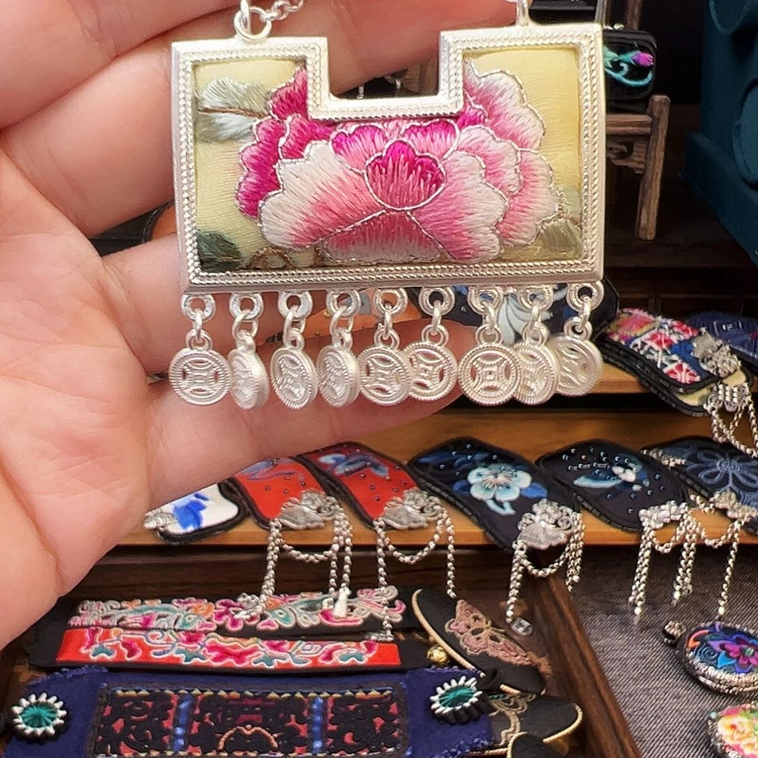 织绣手工刺绣工艺品