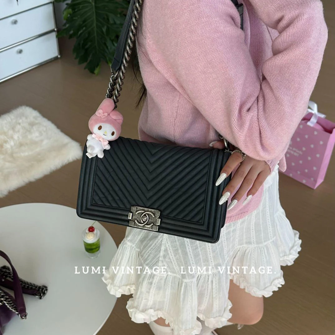 95新 Chanel/香奈儿 黑色v纹牛皮中号leboy单肩包 2015年14750571