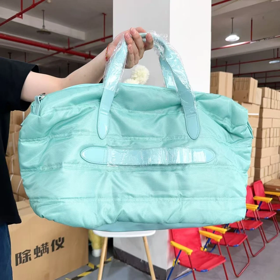 新款大容量旅行包