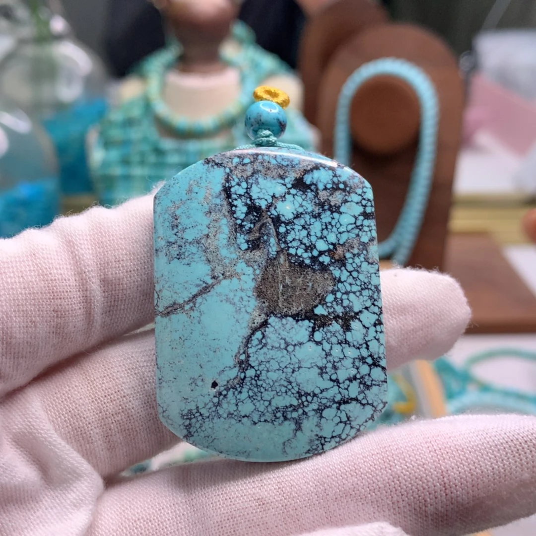 绿松石未镶嵌饰品