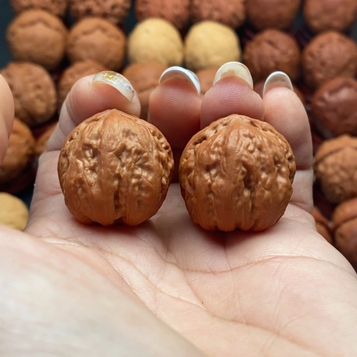 核桃精品文玩核桃手捻雾灵珠