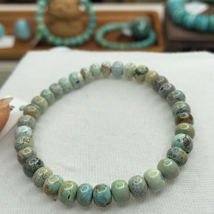 绿松石未镶嵌珠宝