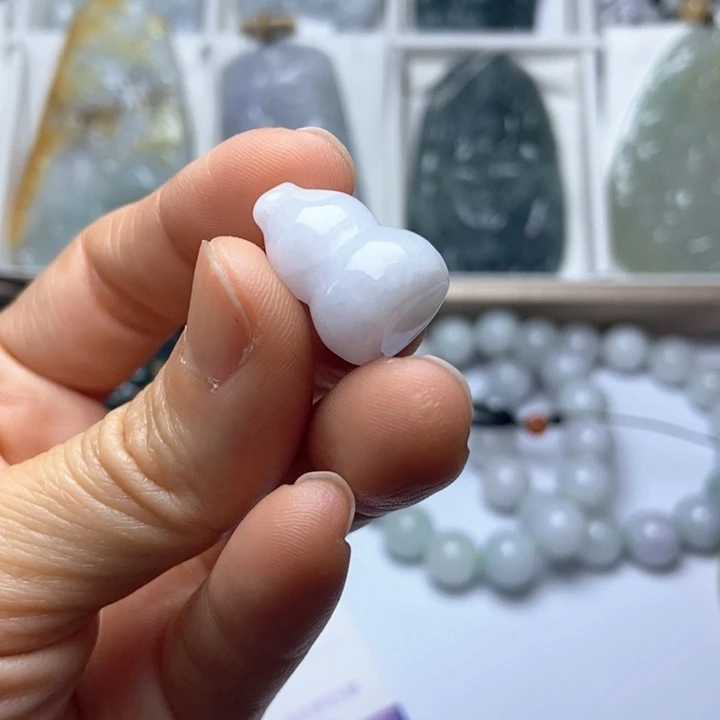 翡翠未镶嵌挂件翡翠