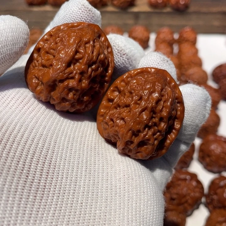 文玩核桃吊坠超*草鸡心1550.06.34