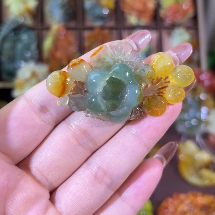 未镶嵌蛇纹石玉颈饰
