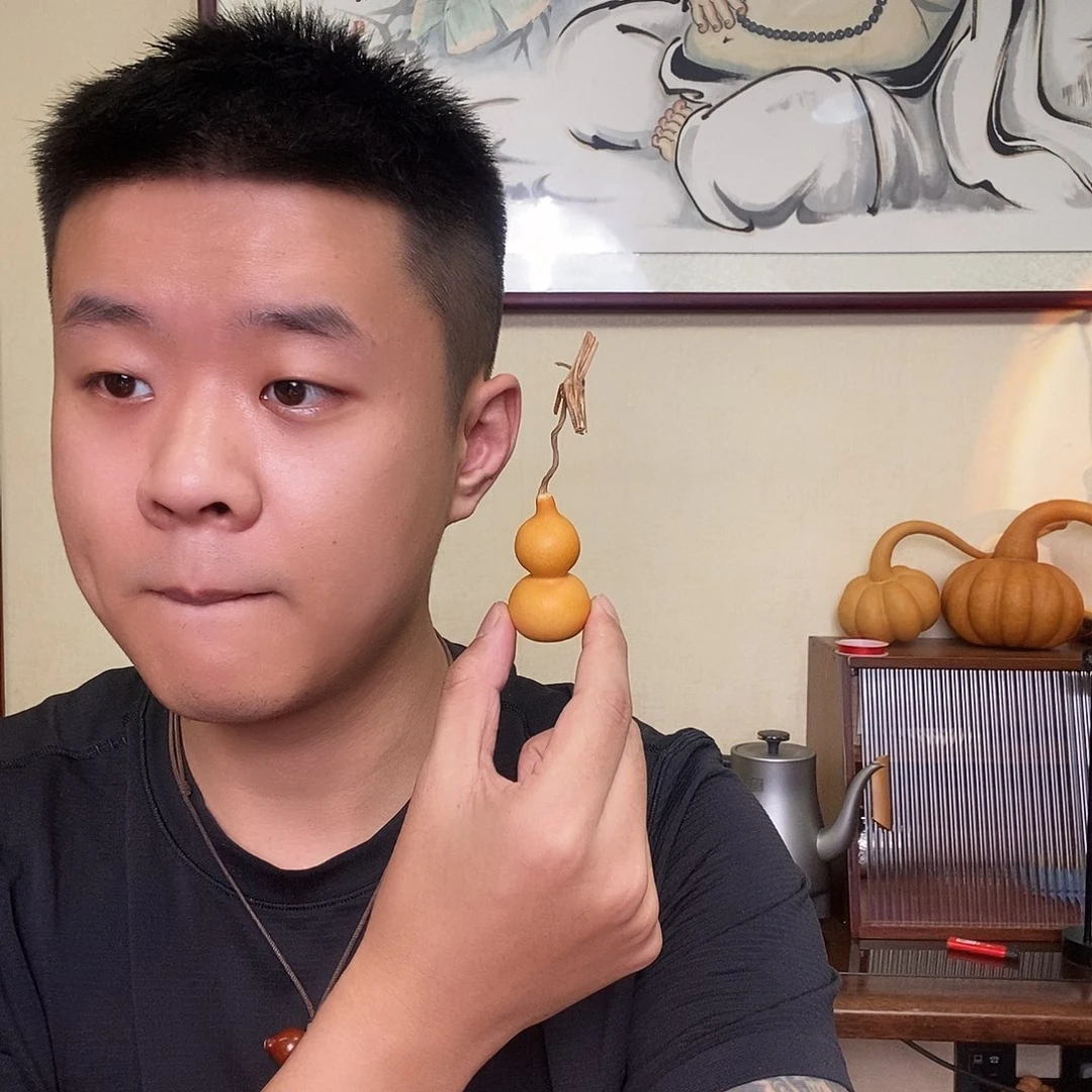 小***明文玩葫芦草礼金等物品