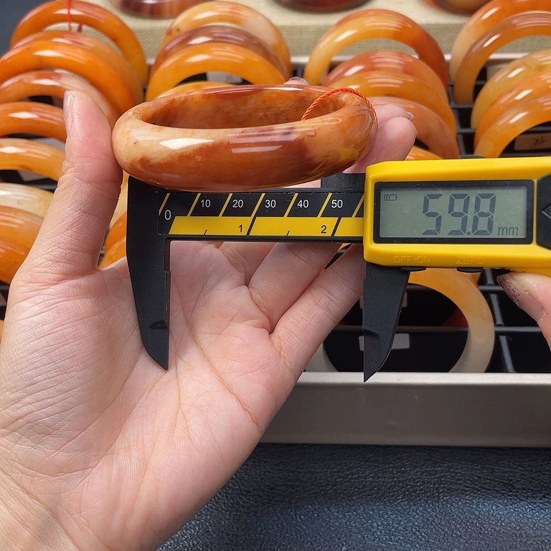 石英质玉（黄龙玉）未镶嵌手镯36号