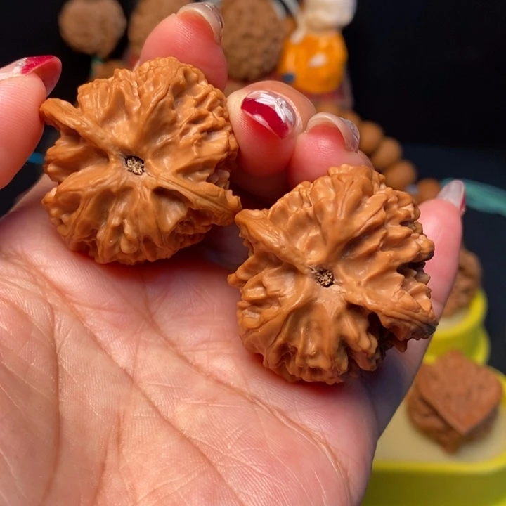 吊坠文玩核桃38苹果园