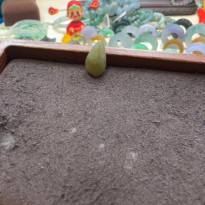 翡翠散珠翡翠小卡子