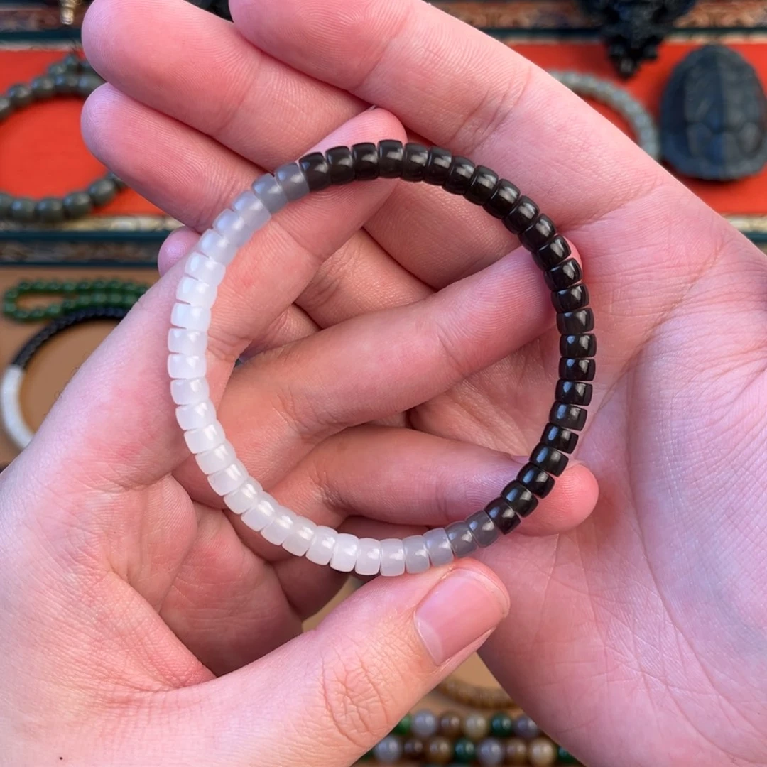 和田玉颈饰未镶嵌悠*点