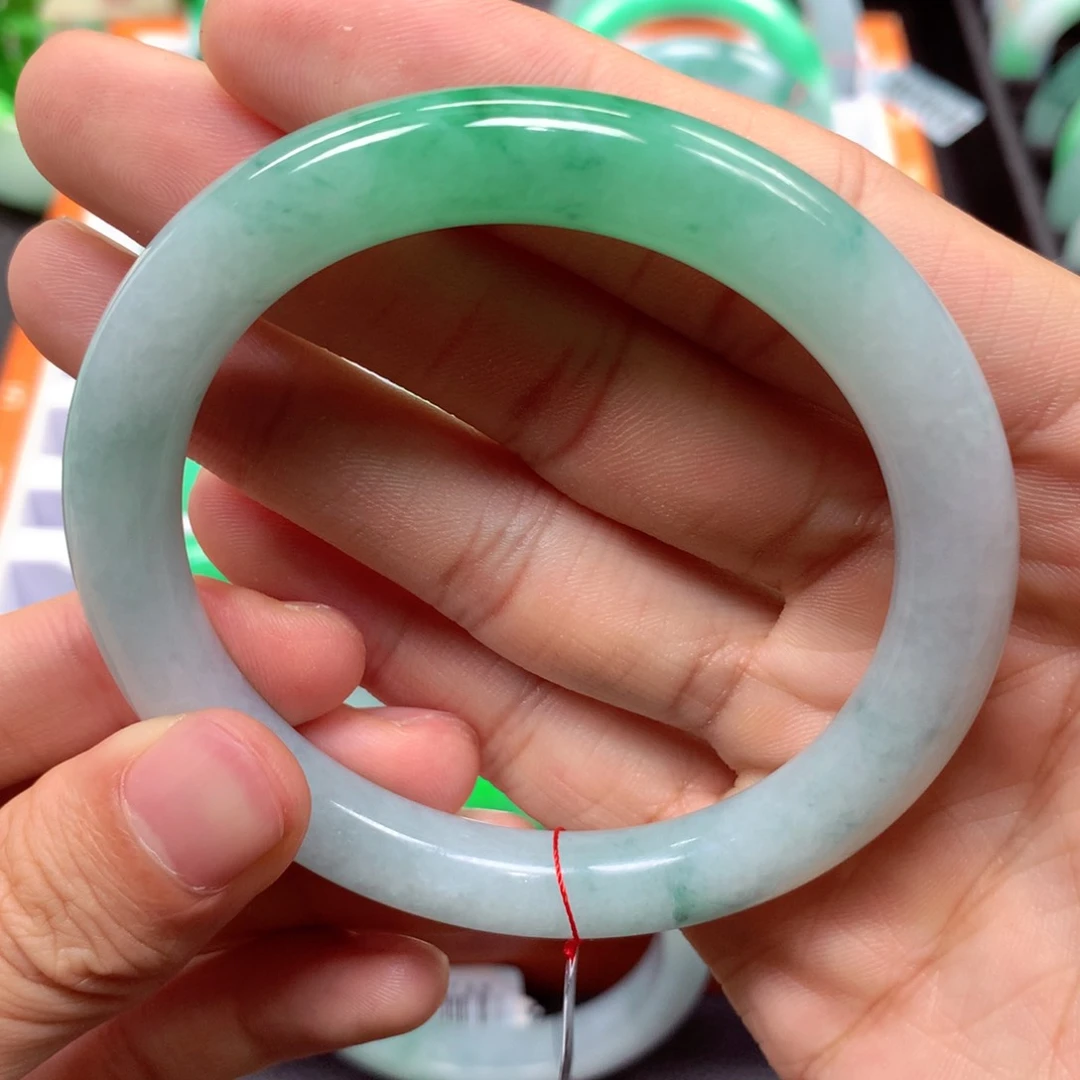 未镶嵌手镯翡翠翡翠