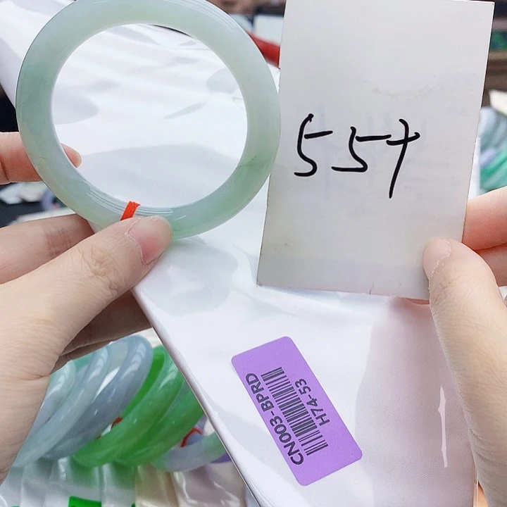 翡翠手镯未镶嵌The