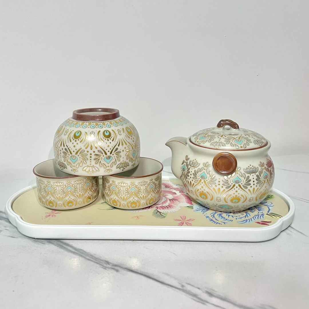 敦煌手抓宝瓶+2个敦煌客杯+1个敦煌禅定主人杯+牡丹茶盘ZH3500