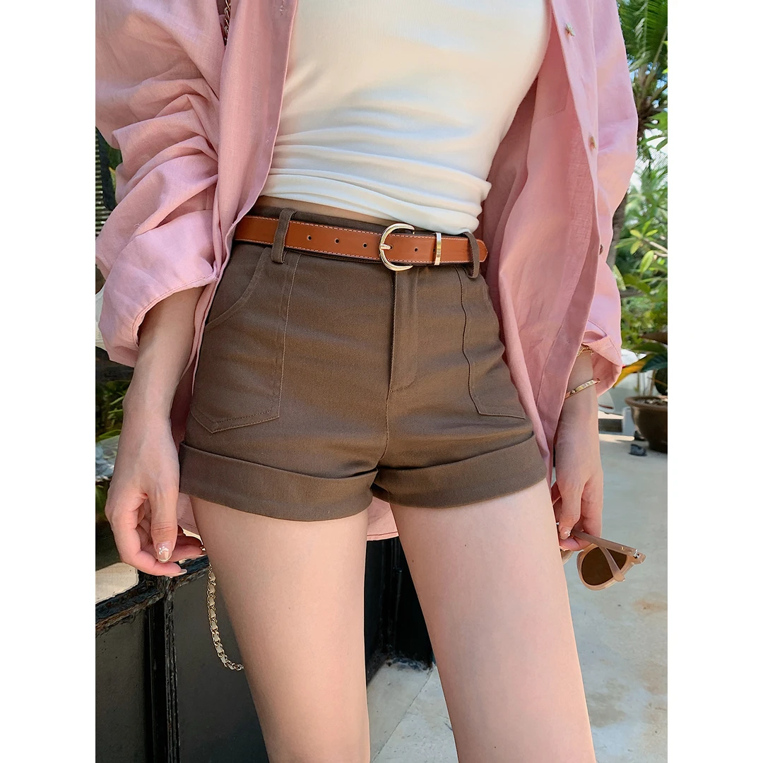 【QIUROUYAO邱肉瑶】都市复古巴恩style*曲线包裹牛仔短裤