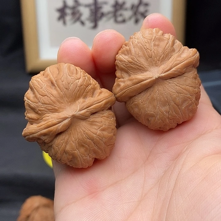 吊坠桃核元宝全品