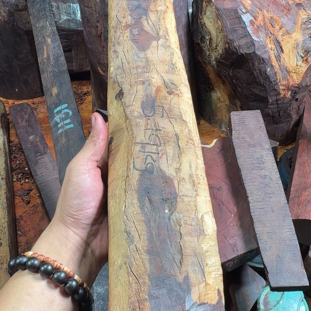 志***简檀香紫檀（小叶紫檀）