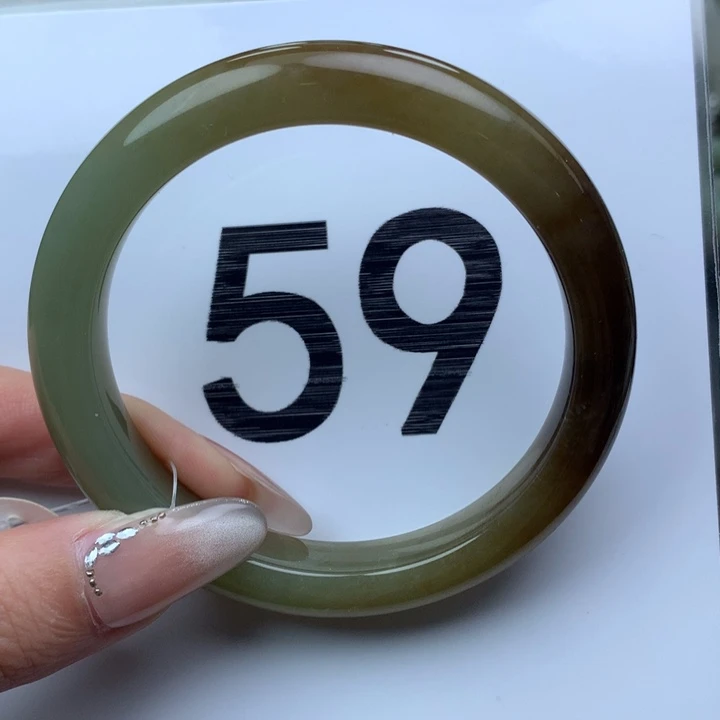 未镶嵌手镯和田玉53