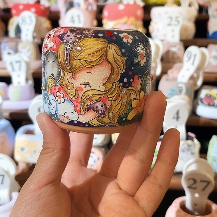 06……手工手绘花盆
