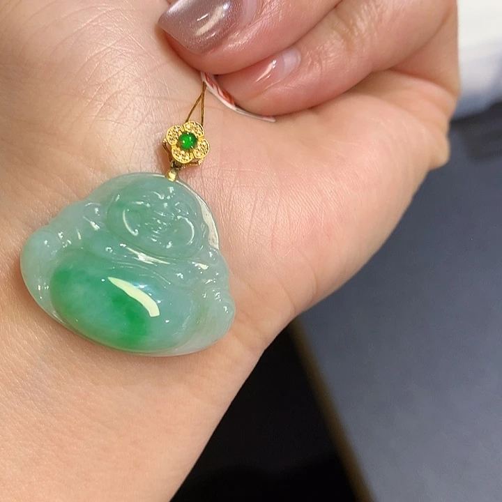 翡翠吊坠(不含链)18K金镶嵌