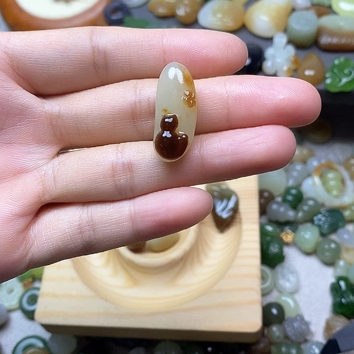 未镶嵌和田玉挂件