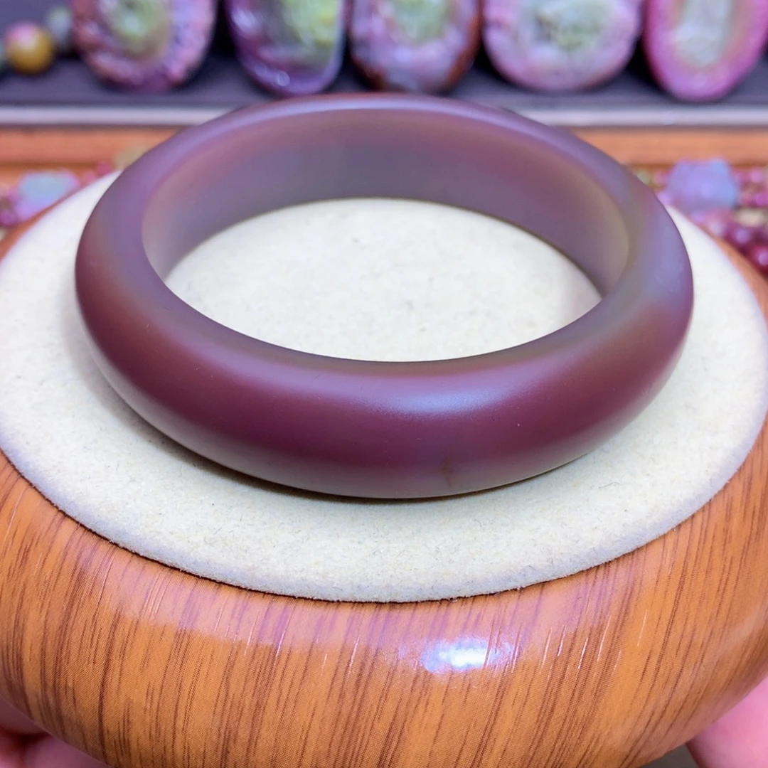 玛瑙未镶嵌手镯盐源