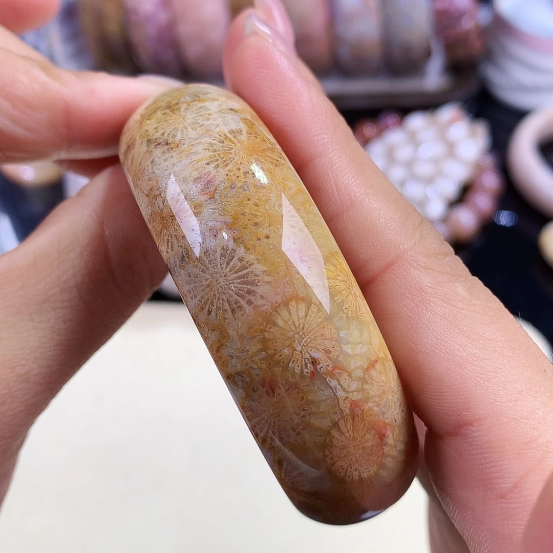 硅化珊瑚（珊瑚玉）未镶嵌吊坠(赠链)大花54.5圈（16号）