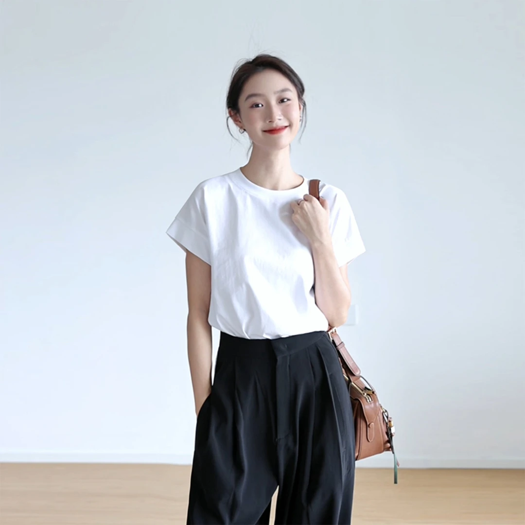 蝙蝠袖T恤女短袖圆领棉质后缝线设计外穿显瘦中领半袖宽松体恤衫