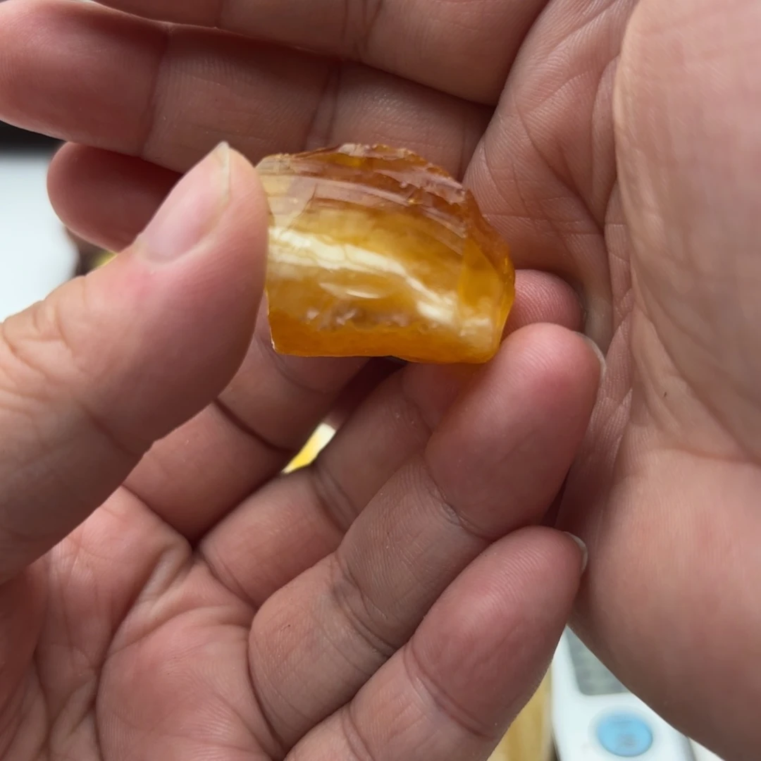 定制琥珀未镶嵌L**g琥珀