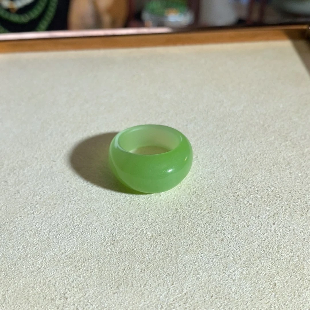 和田玉（翠青玉）戒指未镶嵌