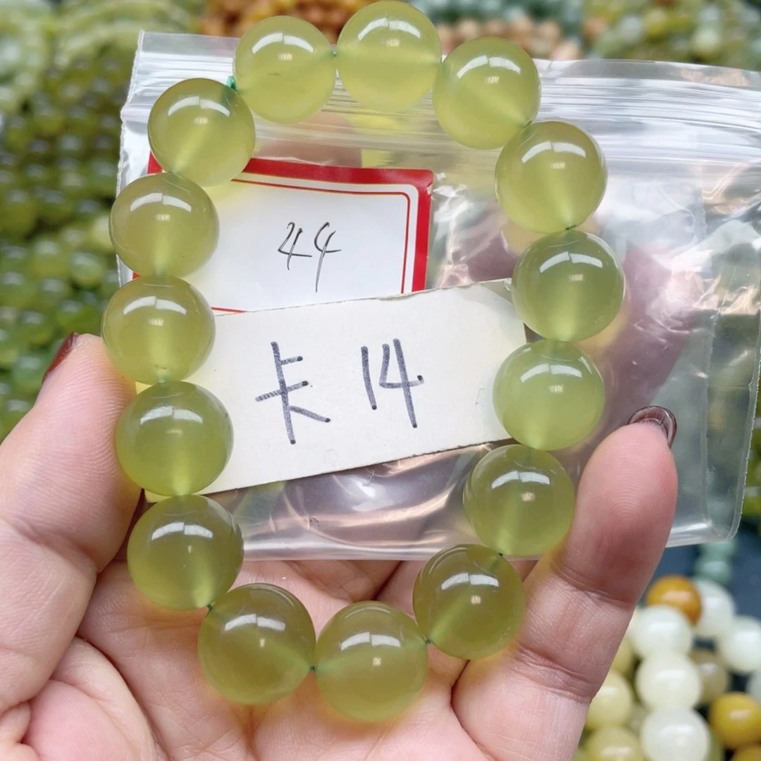 未镶嵌蛇纹石玉手链