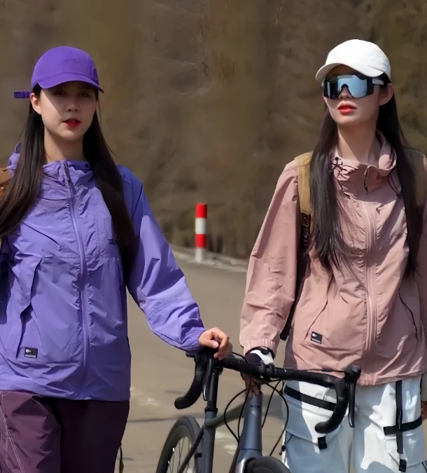 2025年新款户外防晒衣轻薄防紫外线透气宽松连帽防晒服205款